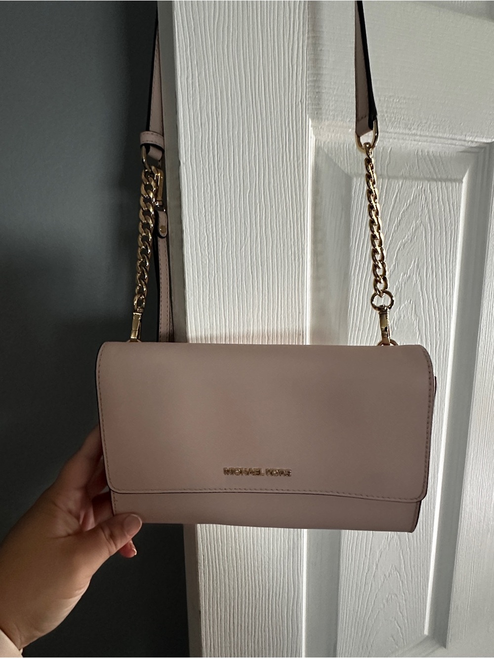 Michael Kors light pink cross body